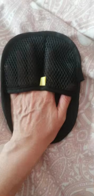 Reusable Pet Hair Remover Glove – Washable Lint Cleaning Glove for Clothing, Furniture & Car Seats — customer photo 4